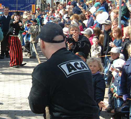 flera_barn_hjalper_till