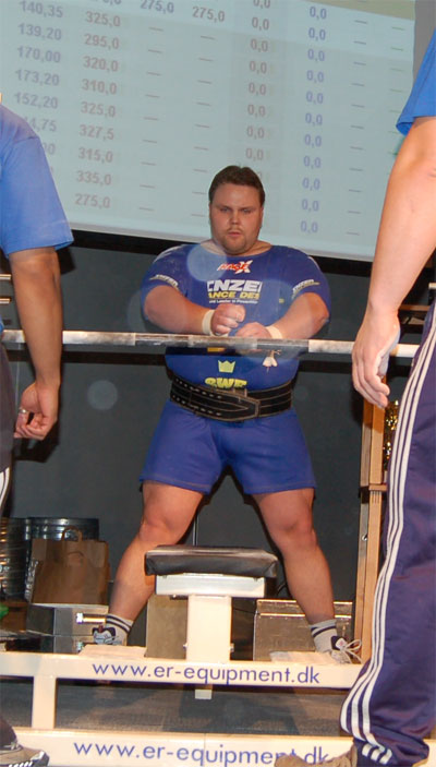125_hirvonen_laddar