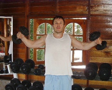 01-21_thailand_typisk_chrillepose